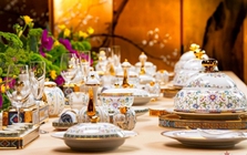 "Bảo tướng vận thái" - Bộ bát đĩa sứ giá 76 triệu đồng đặc biệt dùng trong quốc yến thiết đãi ông Trump