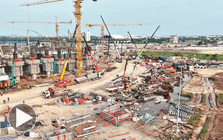 Khung cảnh 'thần tốc' tại công trình sân vận động lớn nhất thế giới ở Việt Nam do Vingroup xây dựng