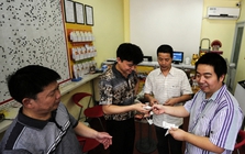 Phát hiện 2 người ở 2 tỉnh khác nhau mua vé số cùng phút, cùng dãy số và cùng trúng độc đắc hơn 32 tỷ đồng