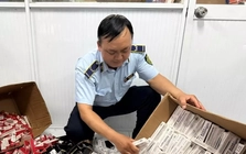 TPHCM đột kích nhiều kho hàng, thu giữ hàng nghìn sản phẩm '3 không'