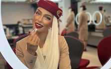 Không hổ danh “hãng bay đắt giá nhất hành tinh”, tiếp viên Emirates thật sự có cuộc sống như mơ