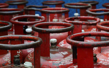 Với hơn 330 triệu hộ gia đình nấu ăn bằng bếp gas, nền kinh tế hàng đầu BRICS đang thiếu khoảng 400.000 thùng nhiên liệu mỗi ngày