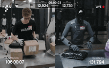 Sinh viên đánh bại robot sau 10 tiếng thi phân loại bưu kiện: "Đây là lần cuối cùng con người còn thắng được"