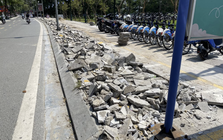 Phường Hai Bà Trưng lên tiếng việc đục phá vỉa hè lát đá 'bền trăm năm'