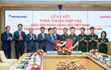 Viettel bắt tay Petrolimex điện hóa đội xe, đặt trạm sạc xe điện tại hệ sinh thái của Viettel