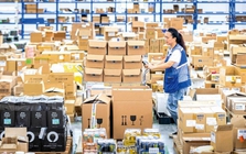 Hiện thực tàn khốc của siêu hội sale 618 Trung Quốc: Chất lượng hàng hóa khó kiểm soát, tiểu thương phải giẫm đạp lên nhau để tồn tại