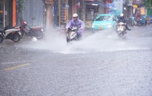 Dự báo mới nhất về thời điểm xuất hiện mưa rào, kết thúc nắng nóng ở miền Bắc