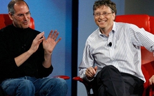 Hai vị tỷ phú nuôi con gái khác nhau thế nào? Nhìn cuộc sống của con gái Bill Gates và con gái Steve Jobs sẽ thấy