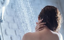 Lời khuyên cho những người tắm nhiều lần trong ngày trời nóng