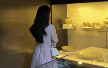 Ở Việt Nam có 1 mỹ nhân vừa xuất hiện đã nhận bão “gạch đá” nhưng nói về đẹp thì không ai chê nổi