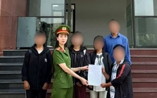 Công an Hà Nội phối hợp giải cứu 3 thiếu nữ đi tìm 'việc nhẹ, lương cao'