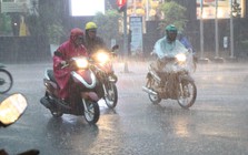 Cảnh báo mưa lớn gây ngập cục bộ vào chiều tối nay tại TP.HCM
