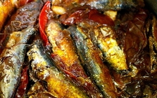 Tưởng cá hồi là “vua” omega-3, hóa ra loại cá này cũng bổ dưỡng ngang ngửa, bán đầy chợ Việt, giá còn rẻ hơn nhiều