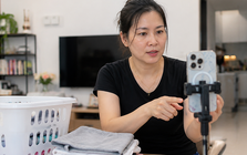 Sau 5 năm làm nội trợ toàn thời gian, tôi nhận ra điều khiến phụ nữ kiệt sức nhất không phải việc nhà - mà là áp lực tài chính khi không có thu nhập riêng