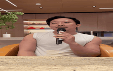 Clip 144 giây khiến cả cõi mạng "ngại giùm" Trấn Thành