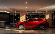 Mazda Việt Nam giới thiệu xe Mazda CX-8 2.5 Luxury giá bán 899 triệu đồng