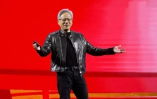 CEO Nvidia: AI đang tạo ra nhiều việc làm