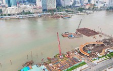 “Lá dừa nước” khổng lồ gần 1.000 tỷ đồng dần hiện ra giữa sông Sài Gòn, dự kiến đưa vào sử dụng dịp Quốc Khánh 2/9