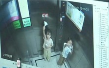 Hai bé gái 9 tuổi bị kẹt trong thang máy suốt 2 giờ, cầu cứu 50 lần nhưng bảo vệ vẫn ngó lơ
