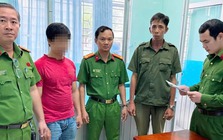 Phá đường dây sản xuất hơn 27.000 chai dầu gió giả, bắt tạm giam 2 người