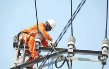 Tiêu thụ điện lập kỷ lục, mỗi năm miền Bắc cần thêm một ‘thủy điện Hòa Bình’?