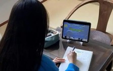Nữ thủ khoa "bi kịch nhất": Thi đại học điểm cao nhất tỉnh nhưng bị các trường top đầu từ chối, đổi đời nhờ một lời mời đặc biệt