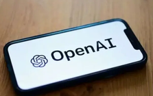 OpenAI và Anthropic đối mặt chỉ trích vì cảnh báo rủi ro AI trước thềm IPO
