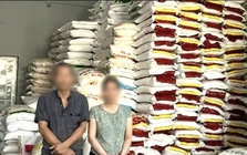 Bắt vợ chồng giám đốc sản xuất, buôn bán gạo giả các thương hiệu nổi tiếng