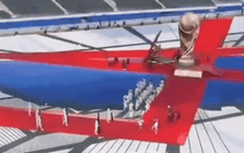 Clip 20 giây hé lộ khoảnh khắc Lisa làm nên lịch sử ở World Cup