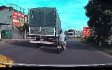 Danh tính đôi nam nữ tử vong sau trong vụ xe máy tông sầm vào đuôi xe khách ở Hưng Yên