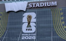 Levi’s bỗng dưng thành “nhân vật chính” trên mạng vì bị FIFA che sạch tên trong World Cup