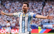 Messi ghi bàn tại 5 kỳ World Cup san bằng kỷ lục thế kỷ của Ronaldo