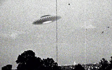 Xôn xao hồ sơ mật UFO của Mỹ: Những vụ chạm trán "nổi da gà"