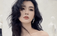 Mỹ nhân showbiz cưới "hồng hài nhi" siêu giàu: Sinh đủ "nếp tẻ" cho gia tộc, gần 40 tuổi vẫn đẹp đỉnh tựa nữ thần