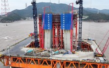 Phát hiện Trung Quốc cắm khối trụ cao bằng tòa nhà 100 tầng giữa biển, quyết thực hiện nhiệm vụ quan trọng