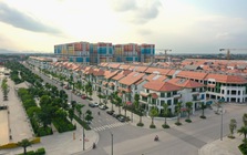 Nhà phố Sun Urban City chuẩn bị bàn giao, hưởng “lộc” từ đại lộ lễ hội đông nghịt khách