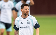 Messi thoát thẻ đỏ, đối thủ kiện trọng tài lên FIFA