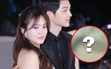 Lộ người tặng quà xa xỉ cho Song Hye Kyo hậu ly hôn Song Joong Ki, nhan sắc đỉnh tới mức được phong thần