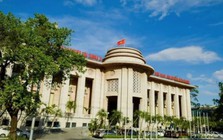 Fed cứng rắn hơn, NHNN ưu tiên ổn định tỷ giá: Lãi suất sẽ thế nào trong những tháng cuối năm?