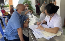 Người cao tuổi được khám sức khỏe định kỳ miễn phí ít nhất mỗi năm một lần