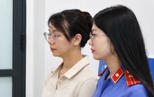 Thi hành lệnh bắt tạm giam nguyên kiểm sát viên Lê Thị Hồng Nhung