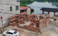 Tôi đã dành gần hết tiền tiết kiệm để xây căn nhà 3 tầng ở quê, nhưng 2 năm sau mới nhận ra: Có những khoản đầu tư mang danh “tài sản” nhưng lại không tạo ra giá trị