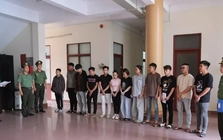 Khởi tố 12 bị can mua bán trái phép 3.500 tài khoản ngân hàng