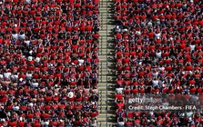 Hàng chục nghìn CĐV Na Uy gây choáng váng, tạo một khoảnh khắc đẹp như tranh vẽ tại World Cup khi nhìn từ trên cao