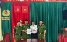 Chuyển khoản thành công 499.999.999 đồng vào tài khoản của doanh nghiệp ở TP.HCM, người đàn ông ở Lào Cai phải trình báo công an