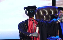 Robot hiện đại nhất Việt Nam của tỷ phú Phạm Nhật Vượng lần đầu thú nhận một việc trước nhiều người