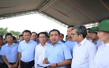 Bí thư Hà Nội kiểm tra các dự án giao thông hướng tâm quan trọng