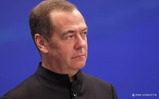 Ông Medvedev cảnh báo hậu quả nếu Armenia cắt đứt quan hệ với Nga