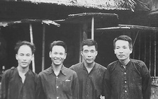 Việt Nam có một nhà văn sở hữu tác phẩm được dịch ra ít nhất 3 thứ tiếng, là tài liệu nghiên cứu, giảng dạy tại Havard, Stanford, Oxford