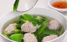 Thứ rau đắng ngắt tưởng khó nuốt đem quết với loại cá dẻo quánh này, nước canh ngọt lịm, tỉnh người sau 5 phút đi nắng